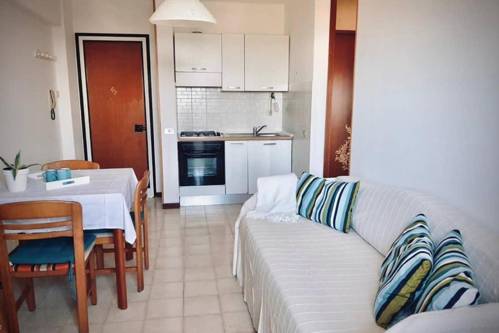 Bilocale Vista Mare Daire Fano Dış mekan fotoğraf